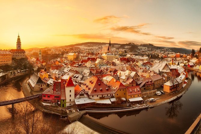 Luxury Private Day Trip From Prague to Cesky Krumlov via Hluboka Castle - Customer Reviews and Ratings