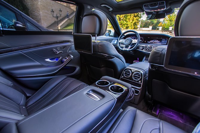 Luxury Private Day Trip From Prague to Karlovy Vary - Comfortable and Accessible Transportation