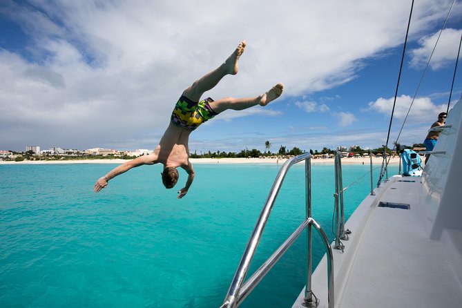 Luxury Private Full-Day Catamaran Charter in St Maarten & Saint-Martin - Accessibility and Documentation Requirements