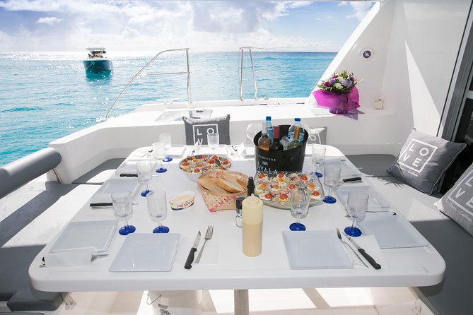 Luxury Private Full-Day Catamaran Charter in St Maarten & Saint-Martin - Positive Customer Feedback Highlights