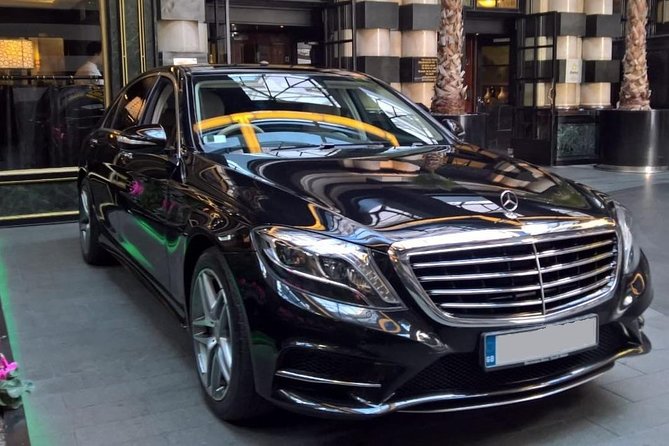 Luxury Private Hire Tour for 2- 6 People Around Northern Ireland - Tour Inclusions and Accessibility
