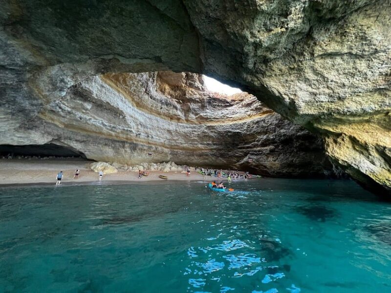 Luxury Private Sunset Yacht Charter - Key Points