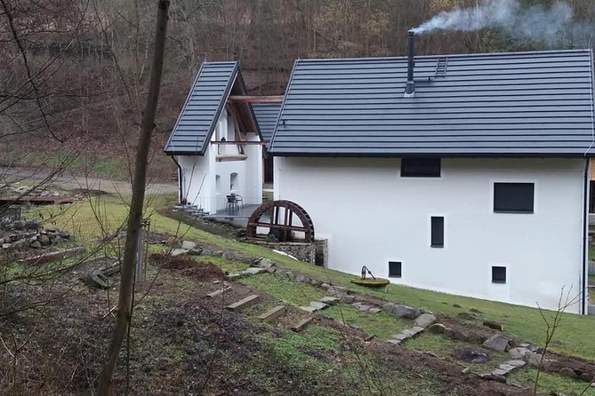 Luxury Private Tour: Český Krumlov, UNESCO Heritage - Booking and Confirmation