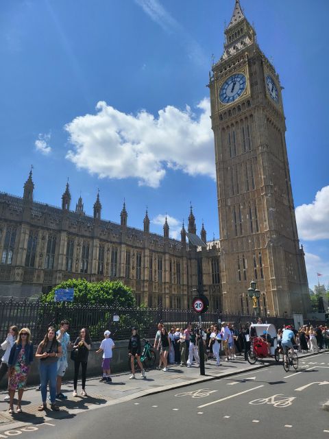 Luxury Private Tour in London With Lunch - Key Points