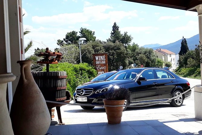 Luxury Private Transfer Zagreb Airport - Zagreb - Accessibility and Luggage
