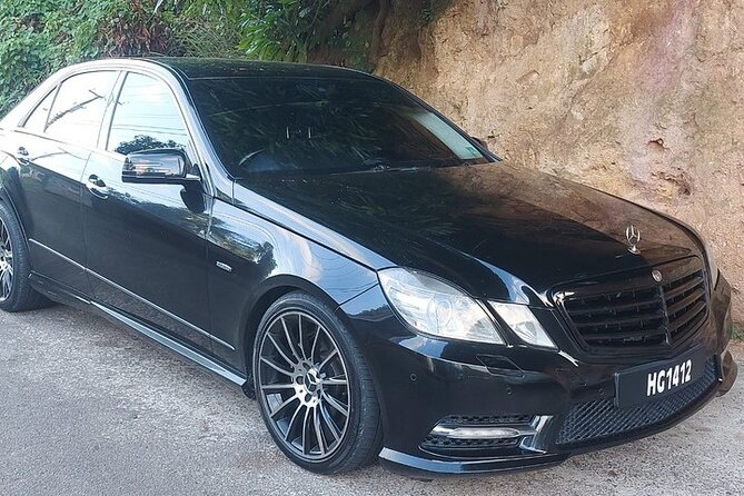 Luxury Round-Trip (UVF) Hewanorra International Airport Transfer - Meeting and Pickup Process