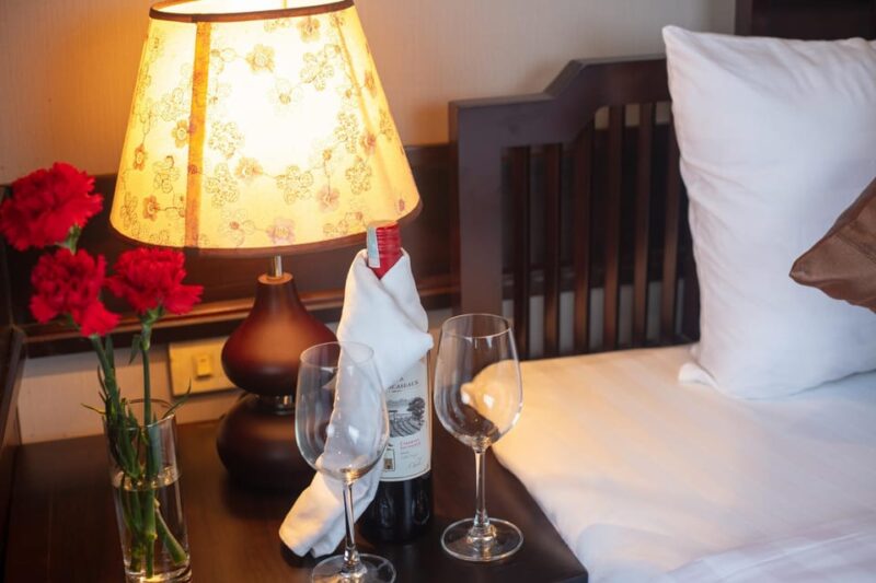 Luxury Ruby Cruise Ha Long Bay - Transportation and Itinerary