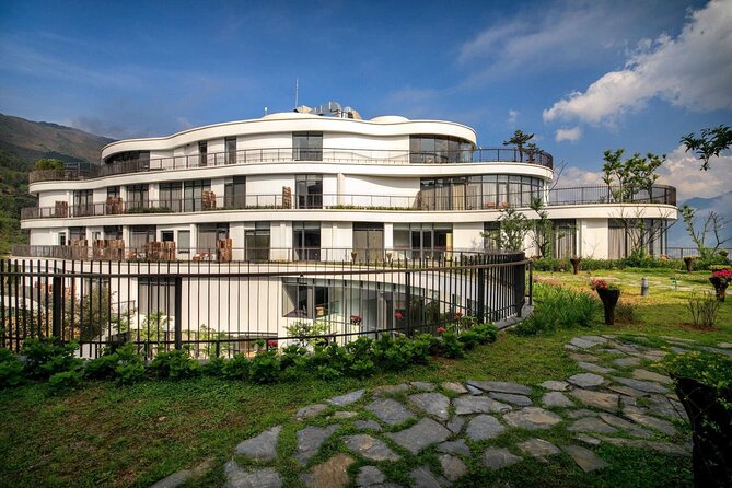 LUXURY SAPA TOUR 2D1N -Stay at 5 Star Hotel-Transfer by Sleep Bus - Hiking and Exploration