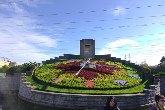 Luxury Small Group Gems of Niagara Tour With Cruise & Journey Behind the Falls - Intimate Small Group Experience