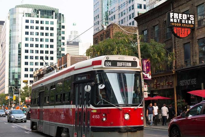 Luxury Small-Group Toronto City Tour - Admission to the CN Tower
