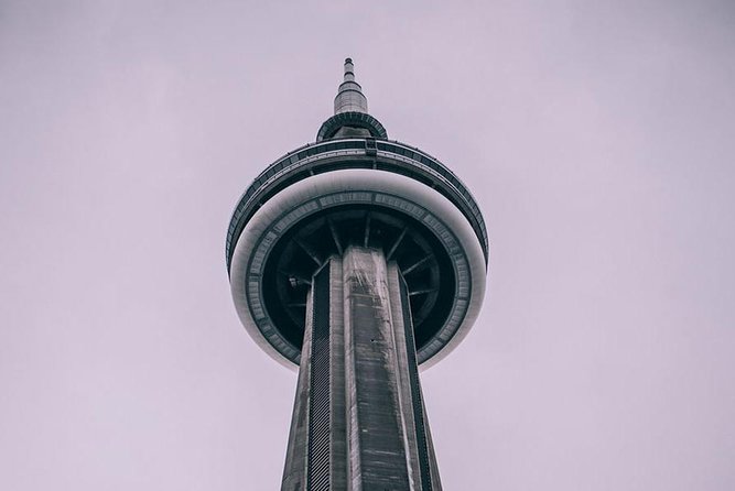 Luxury Small-Group Toronto City Tour - Small-Group Adventure in All Weather