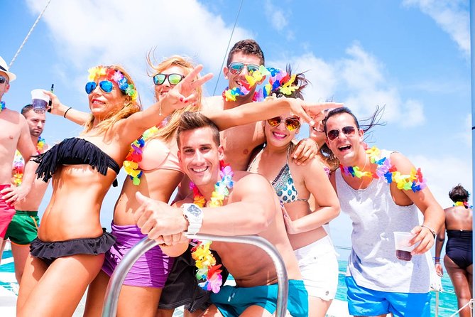 Luxury Sunset Party Boat - Highlights of the Cruise