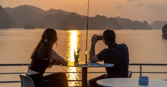 Luxury Sunset Tour- Lan Ha Bay: Kayak, Water Slides, Jacuzzi - Frequently Asked Questions