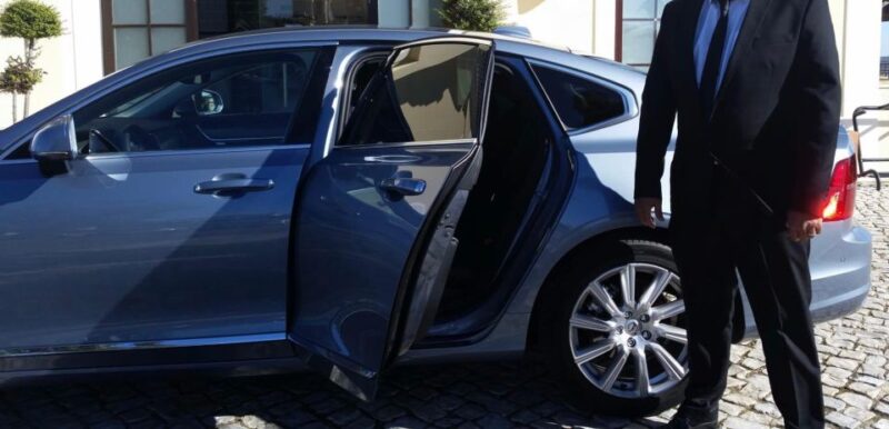 Luxury Transfer From Prague to ČEsky Krumlov - Booking Information
