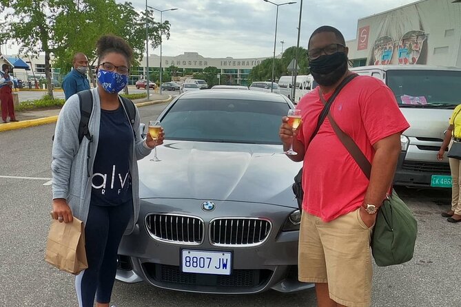 Luxury Transfer: Montego Bay Airport - Negril & Ocho Rios Resorts - Included Amenities and Refreshments