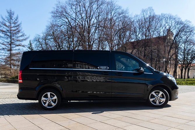 Luxury Transport From/To Warsaw - Vienna / International Airport by Private Van - Driver and Safety