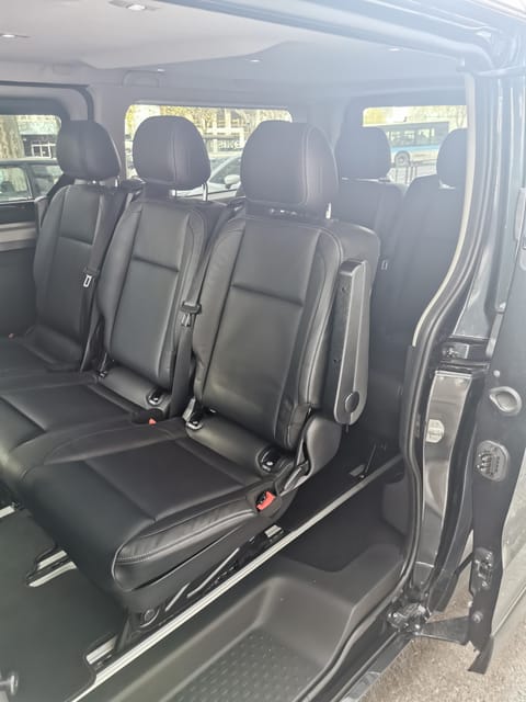Luxury Van Airport - Lisbon City/ From Lisbon City - Airport - In-Vehicle Amenities