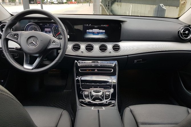 Luxury Vehicle From Brussels Airport to the City of Brussels - Booking Information