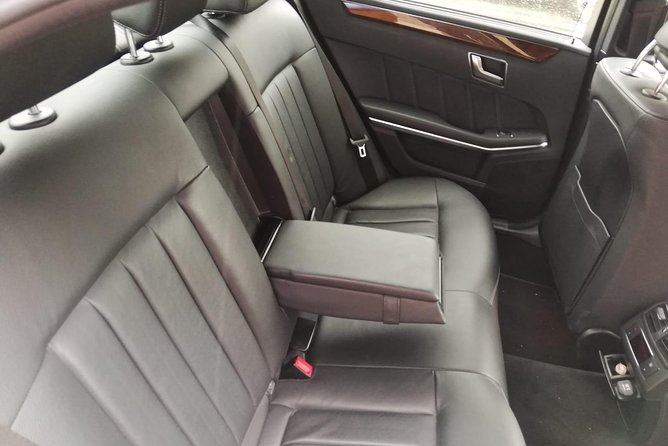 Luxury Vehicle From Brussels Airport to the City of Brussels - Safety and Reliability
