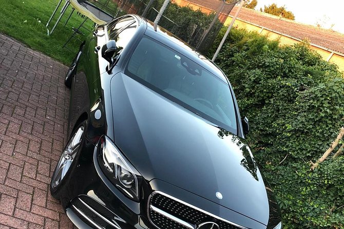 Luxury Vehicle From Charleroi Airport to the City of Brussels - Destination Highlights