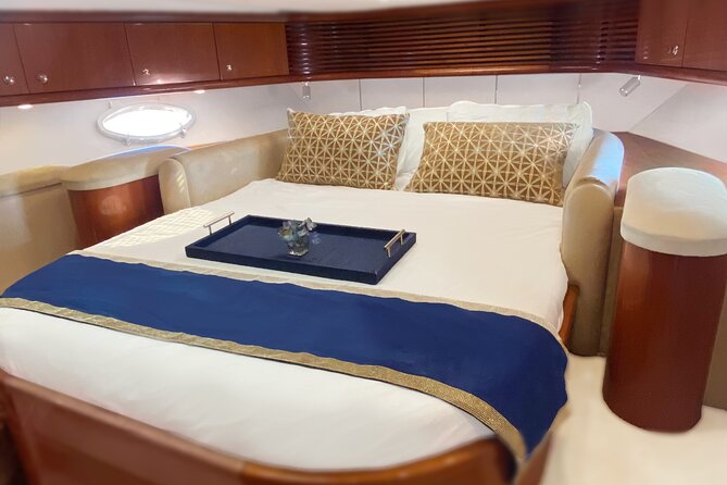 Luxury Yacht Charter 65 Sunseeker From Palm Beach With Crew - Yacht Specifications and Layout