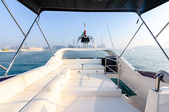 Luxury Yacht Charter : Dubai Marina, Atlantis The Palm & Burj Al Arab - Inclusions and Amenities
