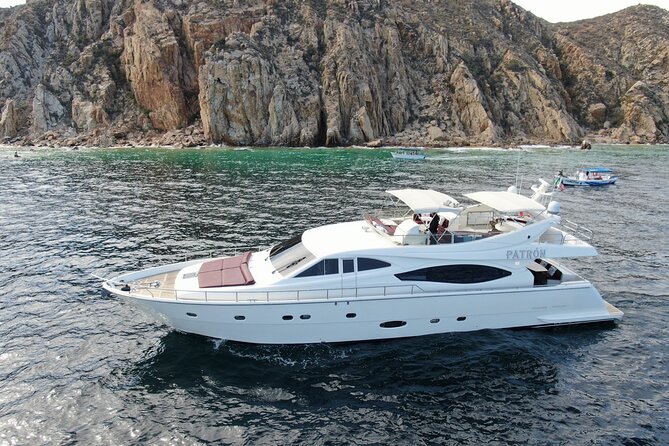 Luxury Yacht Charter in Cabo San Lucas - Ferretti 88ft. - Customer Reviews and Ratings