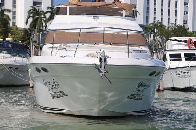 Luxury Yacht in Paradise and Snorkel by Isla Mujeres - Booking Your Experience