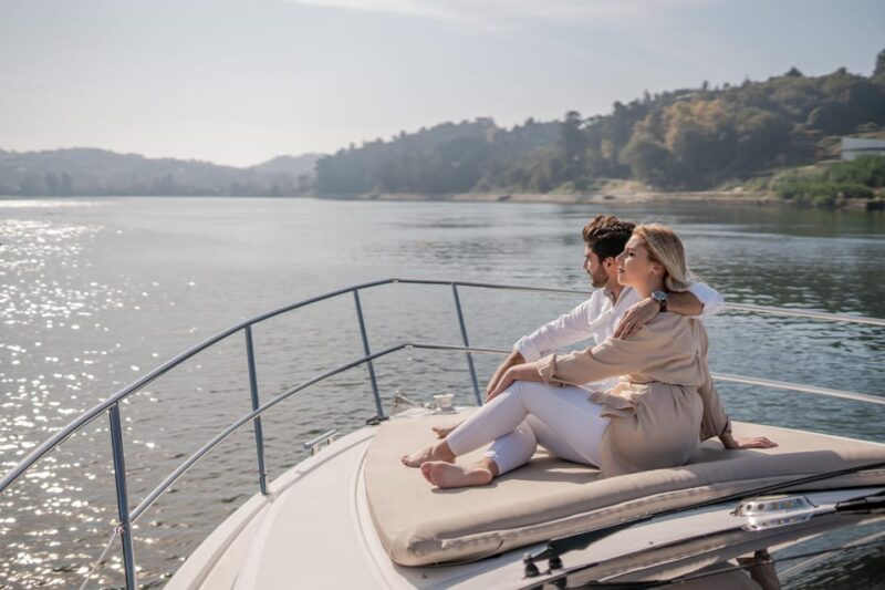 Luxury Yacht Private Sunset 2 Hours Tour - Booking Information