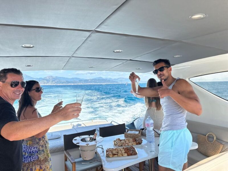 Luxury Yacht Tour Amalfi Coast With Aperitif - Itinerary Highlights