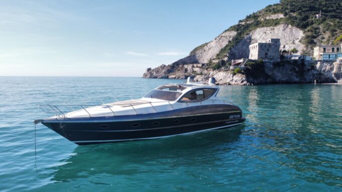 Luxury Yacht Tour Amalfi Coast With Aperitif - Meeting Point and Pickup