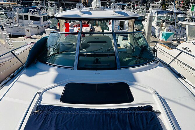 Luxury Yacht Tour in Los Cabos 45FT SeaRay Sundancer - Practical Details: What You Need to Know