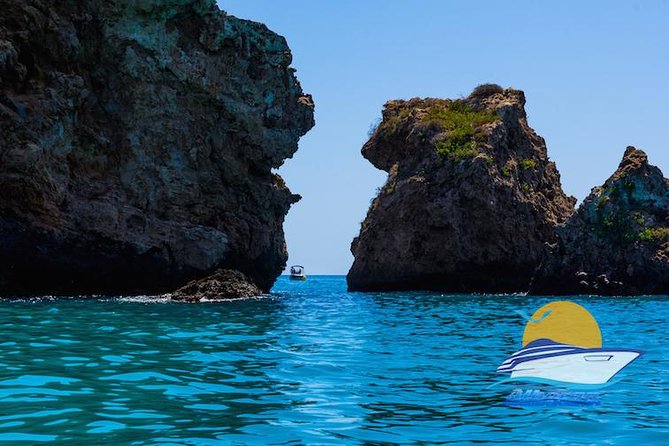 Luxury Yatch Trips + Open Bar + Tapas + Paddle Surf + Snorkel - Safety and Accessibility