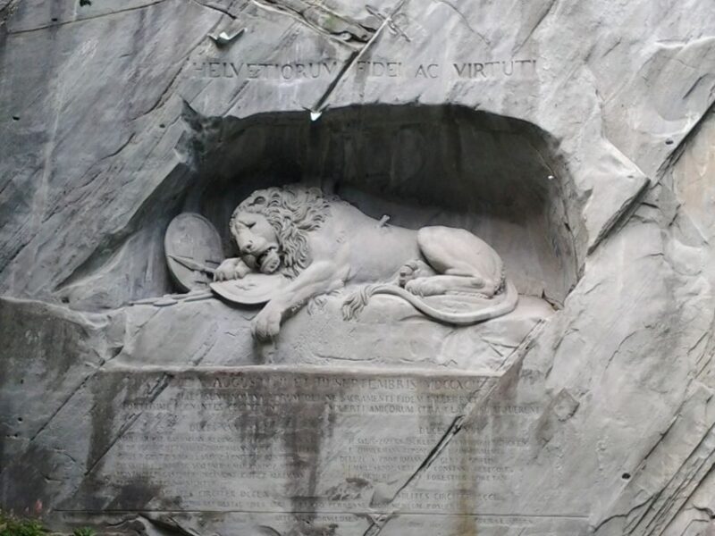 Luzern Discovery: Small Group Tour & Lake Cruise From Zurich - The Lion Monument