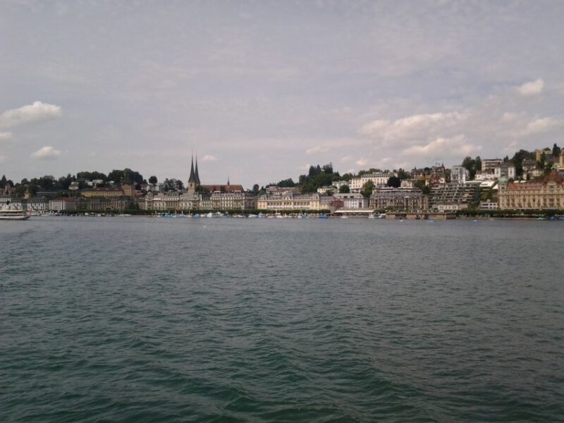 Luzern Elegance: Private City Walk and Panoramic Lake Cruise - Iconic Chapel Bridge