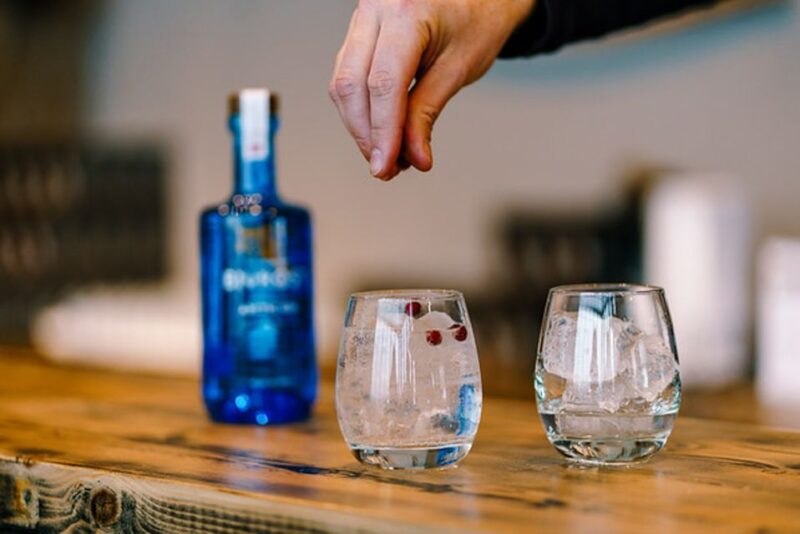 Lyngseidet: Arctic Distillery Guided Whisky Tour - Distillery Experience Highlights