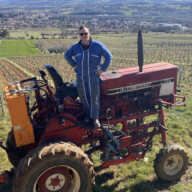 Lyon & Beaujolais: Walking Tasty Tour With a Local (Train) - Hiking Through the Landscape