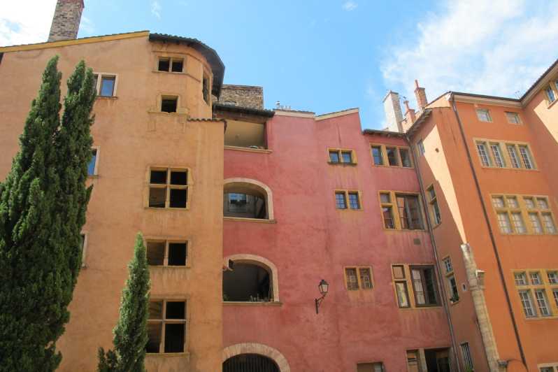 Lyon Cinema and Miniature Museum and Old Town Private Tour - Key Points