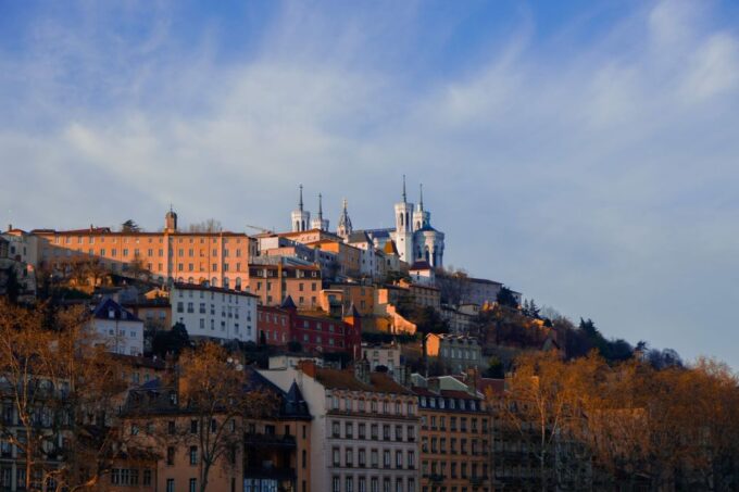 Lyon: City Exploration Game and Tour - Traverse Place Des Terreaux