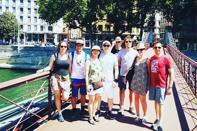 Lyon City Historic Neighborhoods Guided Walking Tour (English) - Tour Duration and Group Size