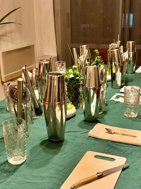 Lyon: Cocktails at Home Creation and Tasting Workshop - Memorable Experience