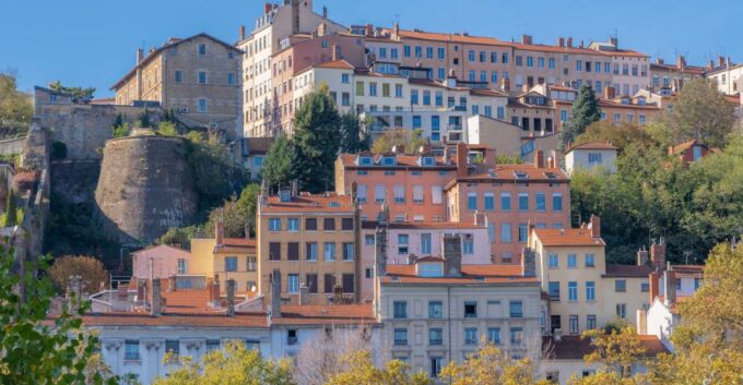 Lyon: Croix-Rousse Smartphone Audio Walking Tour - Architecture and Design