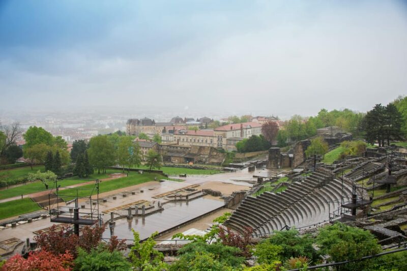 Lyon: Day Tour of the Main Attractions - Exploring the Basilique De Fourvière