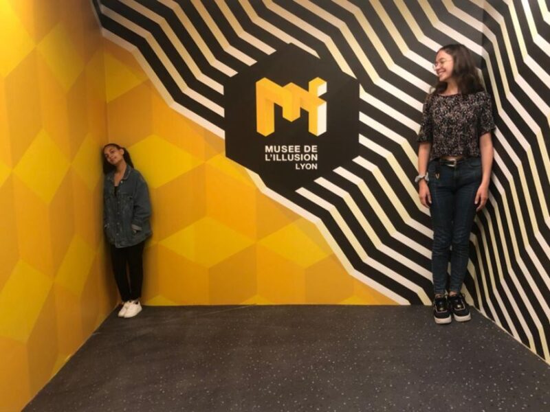 Lyon: Entrance Ticket for the Museum of Illusion - Optical Illusions Explained