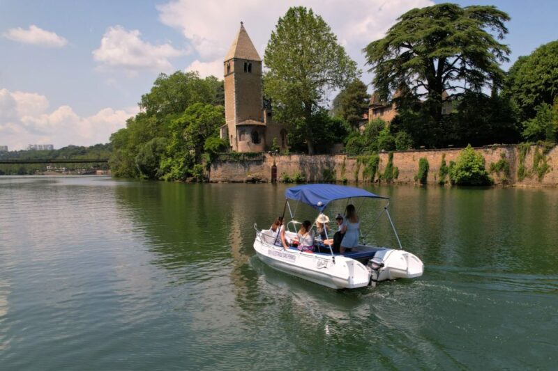 Lyon: From Confluence to Barbe Island in Electric Boat - Self-Piloted Electric Boat Tour