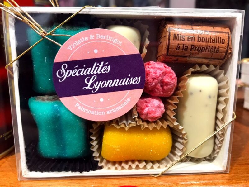 Lyon: Guided Food Tour With Tastings and Wine - Traditional Lyonnais Delicacies