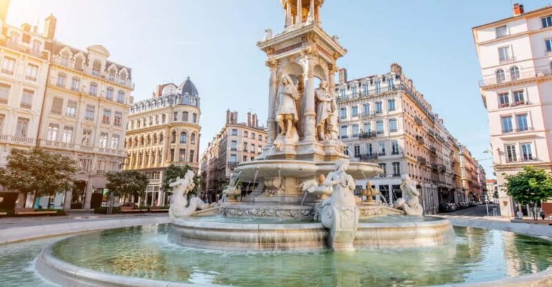 Lyon: Guided Tour of Lyon - Key Points