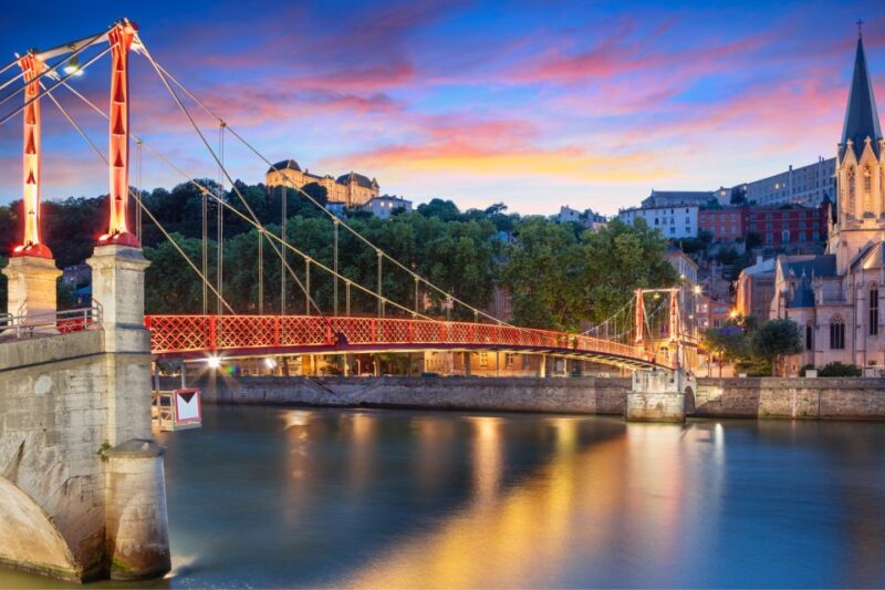 Lyon Highlights Self-Guided Scavenger Hunt and Walking Tour - Tour Highlights