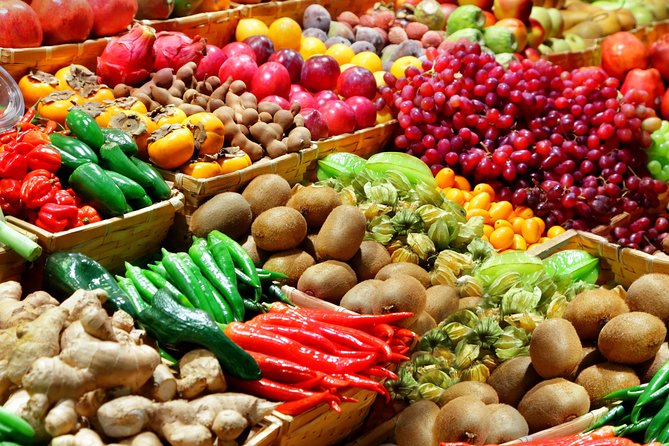 Lyon Morning Food Market Tasting Tour in Les Halles Paul Bocuse - Accessibility and Reviews