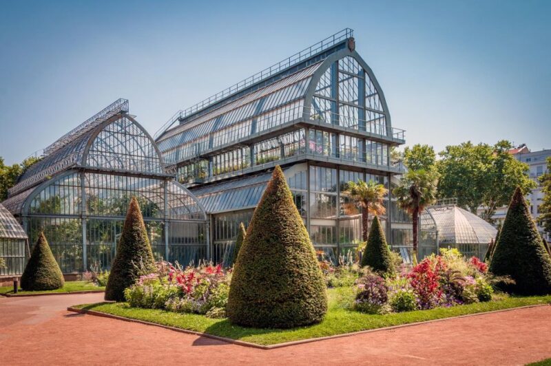Lyon: Parc De La Tête D'or Urban Park Walking Tour - Park Features and Attractions
